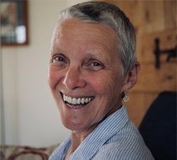 Hilary Pengelly's headshot